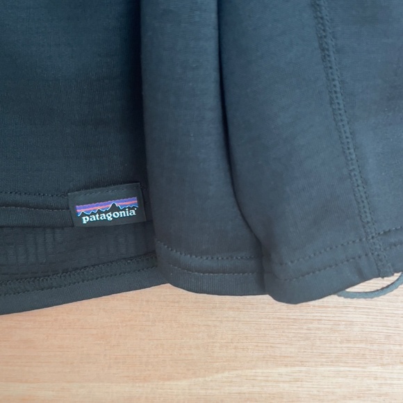 Patagonia Capilene base layer shirt men's size XXL black midweight polortec - Picture 2 of 6